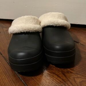 NWOT Hunter Play Sherpa Insulated Clog